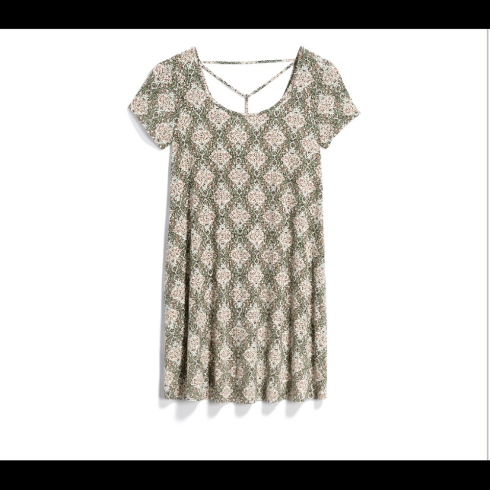 Super cute dress.